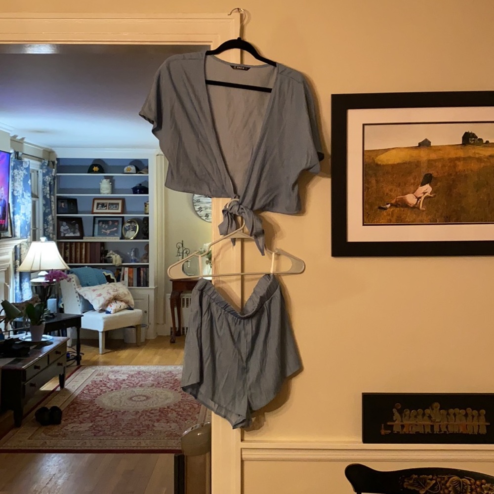 SHEIN  SIZE  L blue set. Top and shorts together